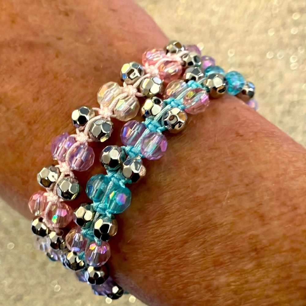 New Super Cute Multicolor Blue Pink Purple Silver Bling Macrame Bracelet - Picture 3 of 6